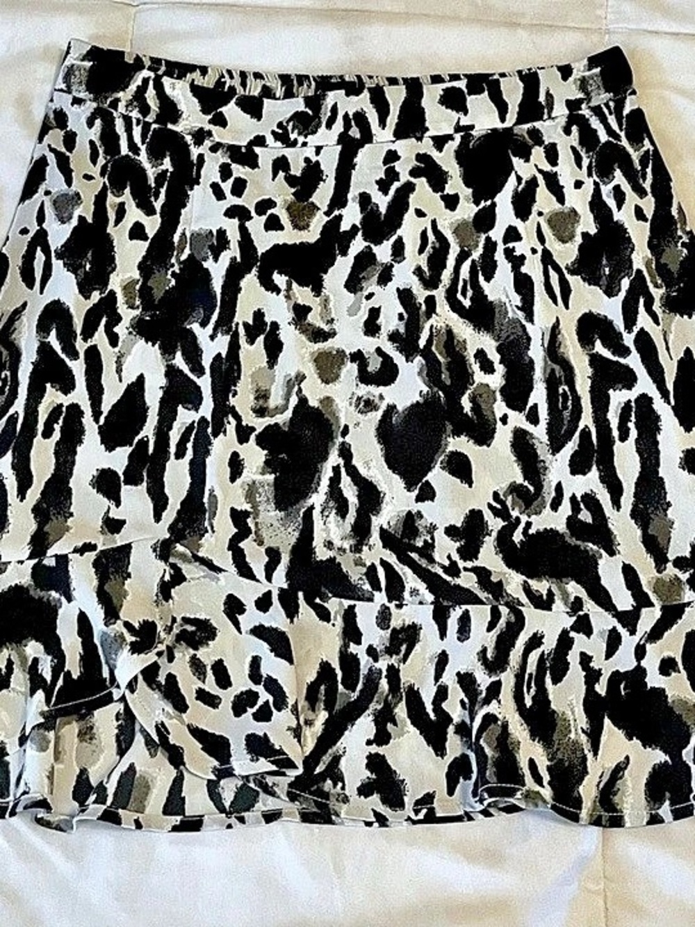 Free Press Clothing Grey & Black Animal Print Short Skirt Womens Size Medium